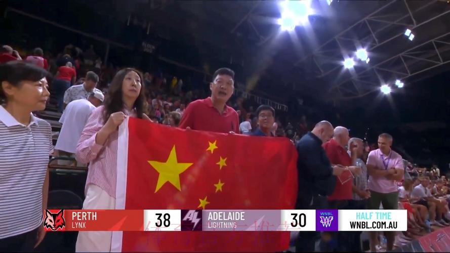 韩旭谈父母观战：在中国美国经常看我，有空带他们海边逛逛